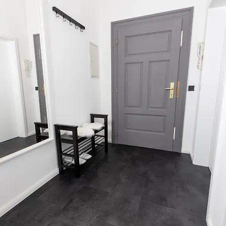 Apartment Modernes 2-zimmer Apartment: Zentrumsnah *
