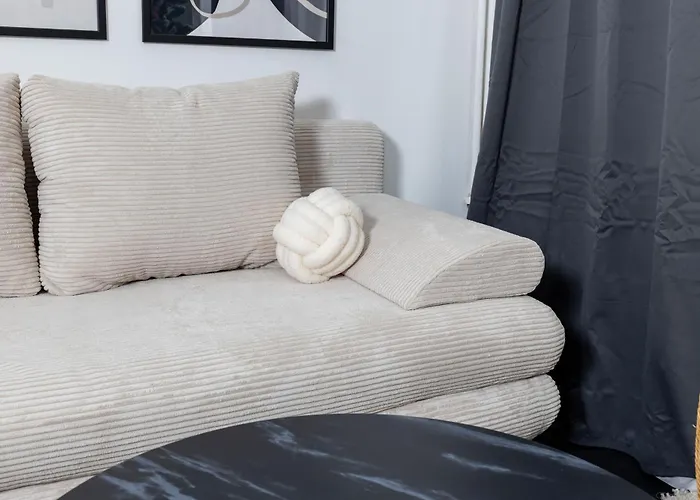 Modernes 2-zimmer Apartment: Zentrumsnah * لبسيا